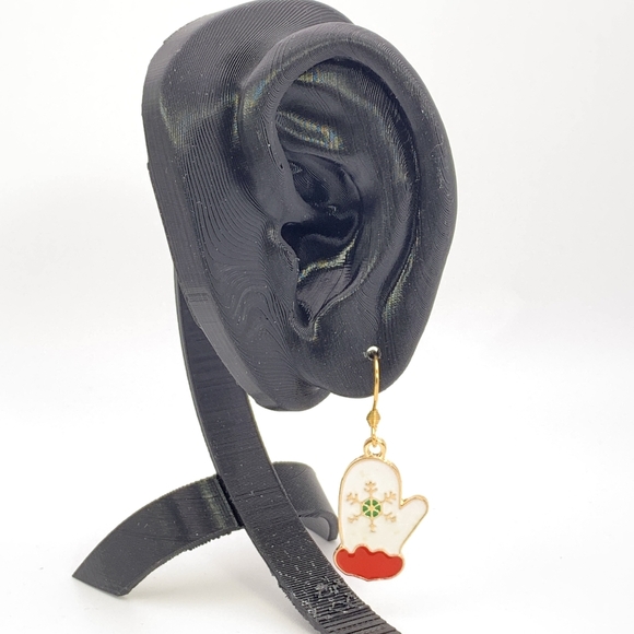 Christmas Winter Gloves Earrings - Picture 2 of 5